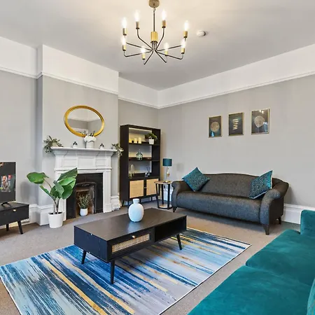 Parea Living - Leytonstone, 2-Bedroom Serviced Apartment, Free Parking, Remote Working Londres Extérieur photo