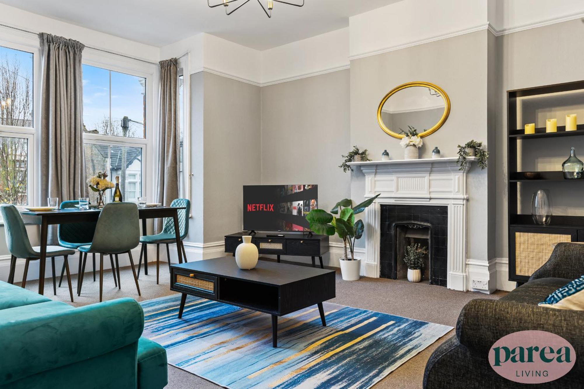 Parea Living - Leytonstone, 2-bedroom Serviced Apartment, Free Parking, Remote Working Апартаменты