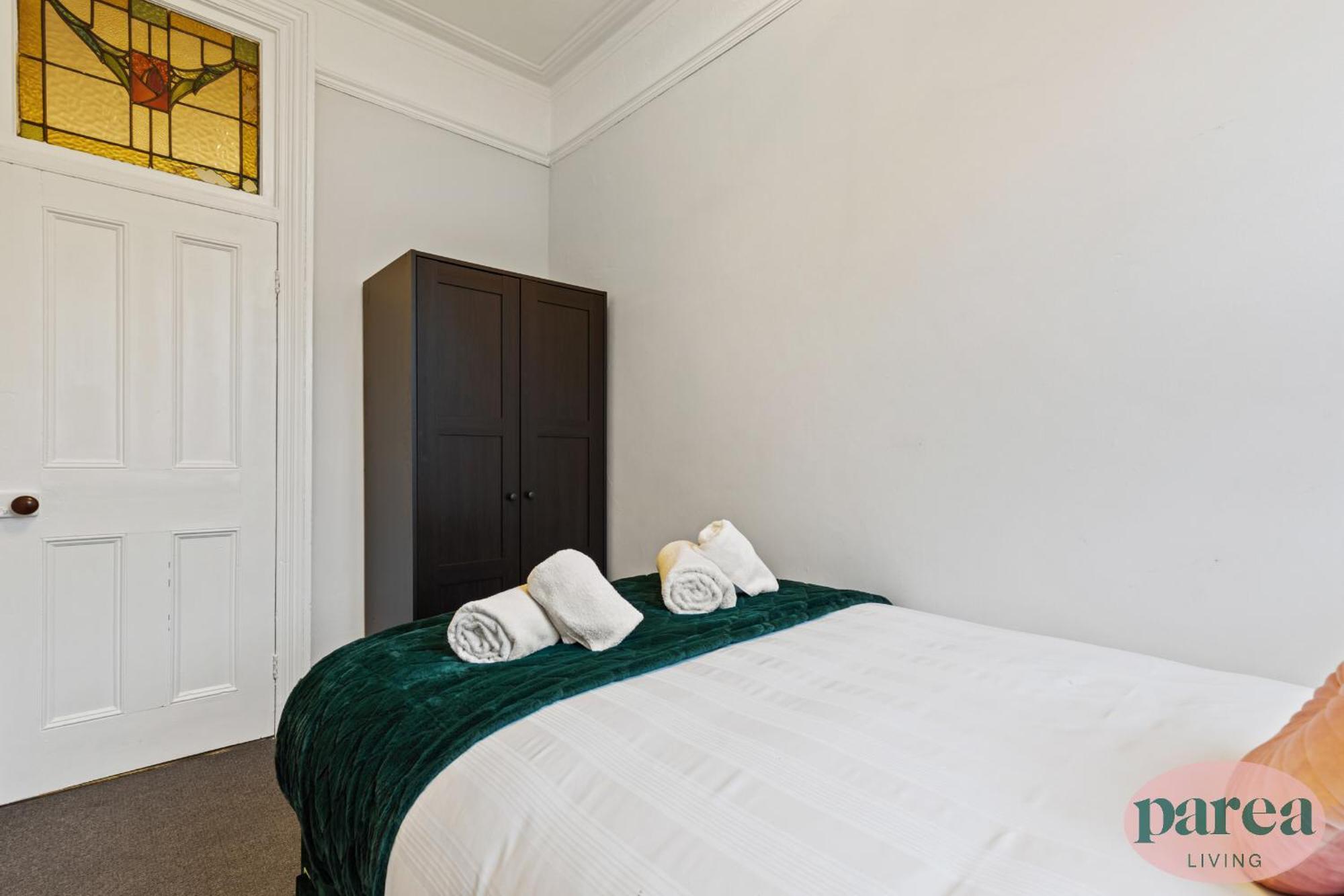 Апартаменты Parea Living - Leytonstone, 2-bedroom Serviced Apartment, Free Parking, Remote Working *
