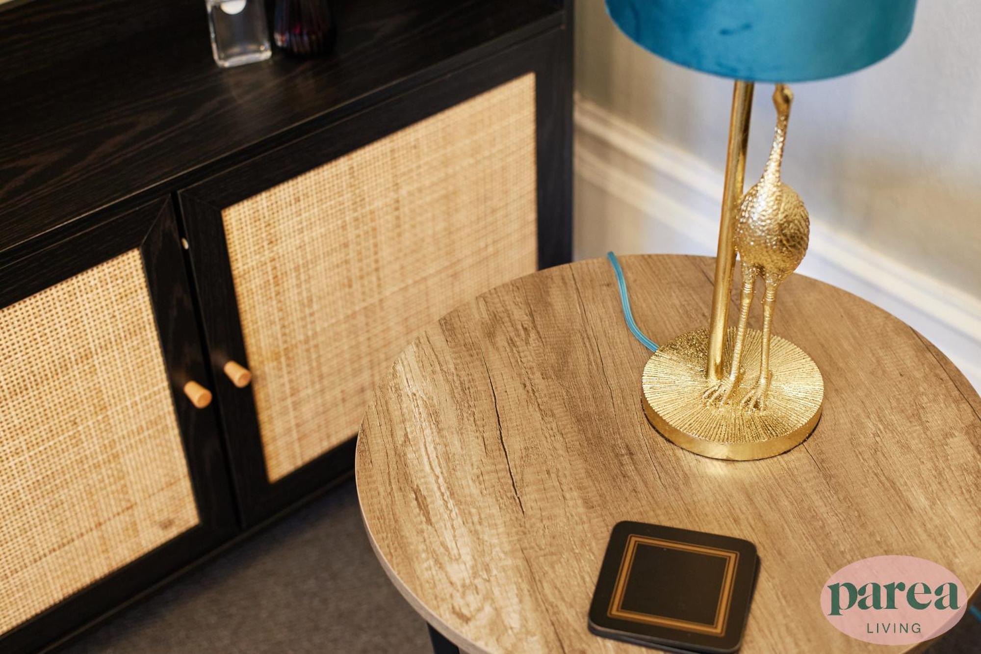 Parea Living - Leytonstone, 2-bedroom Serviced Apartment, Free Parking, Remote Working * Лондон